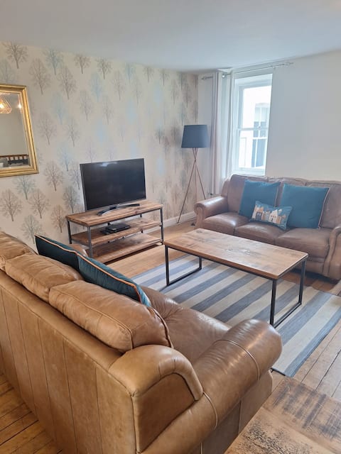 Top performing Airbnb: Lot 4, The Old Auction rooms, Central. in Whitby