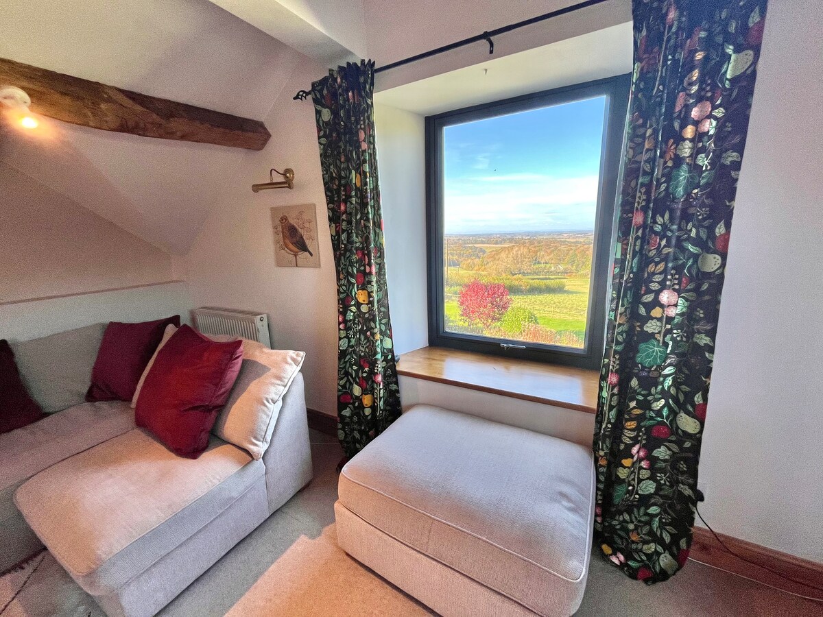 Top performing Airbnb: 2 bed peaceful rural barn conversion, Much Wenlock in Shropshire