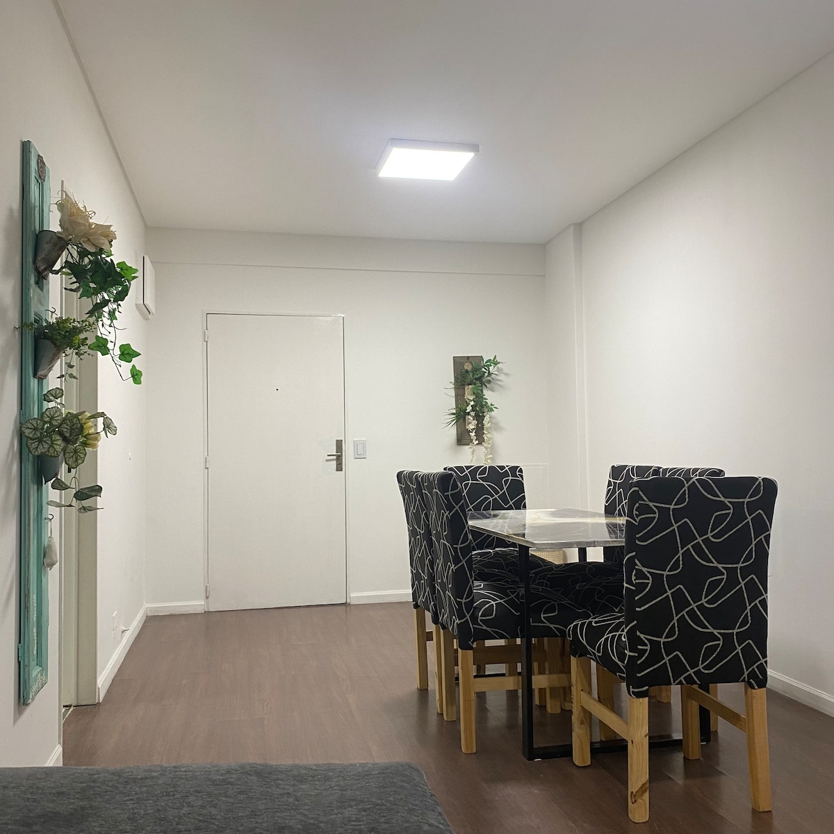 Departamento de 3 ambientes en el microcentro