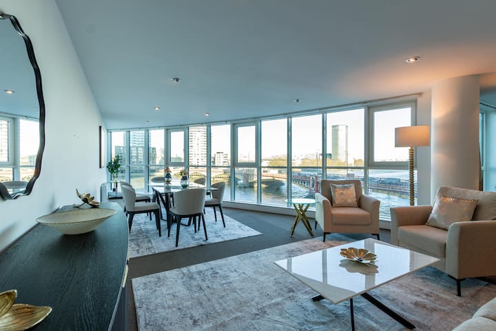 Fabulous 3 Bed Flat In Vauxhall - London