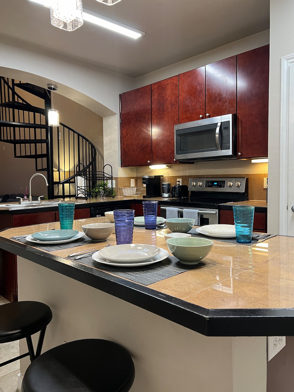 Beautiful Penthouse in Downtown ATX near UT Austin