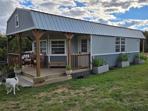 Escape 2 Nature: dog heaven near Katy Trail (1.3m)