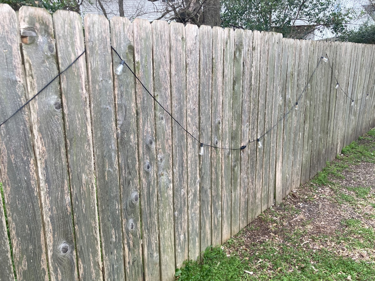 ~ No cleaning fees! ~ Pretty Great East ATX House