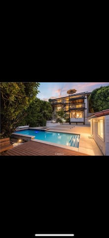 4300 ft.² Palos Verdes Haven-OCEAN VIEWS