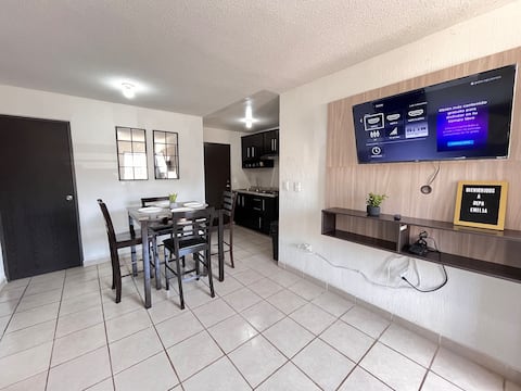 Cozy apt with secure access and top location