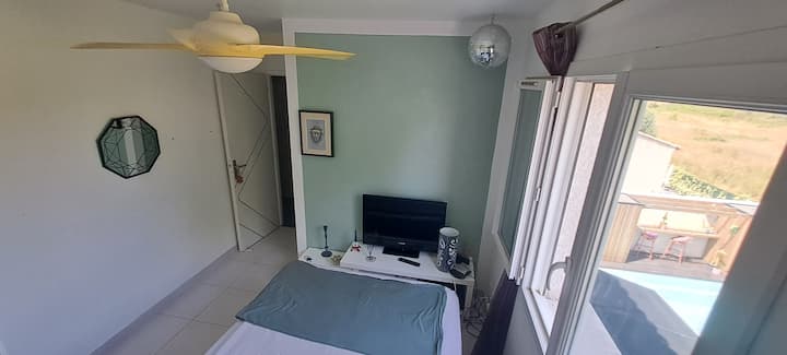 საძინებელი 4