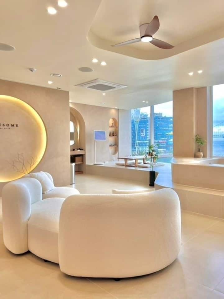 Можете да усетите доста чувствителност с най - добрия интериор, като използвате европейски довършителни материали.