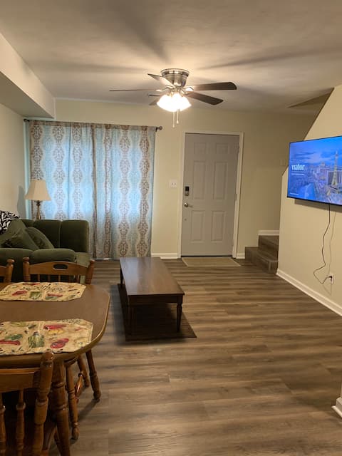 Spacious 2 Bedroom Townhome