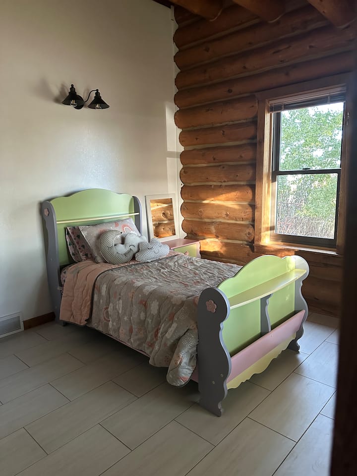 საძინებელი 3