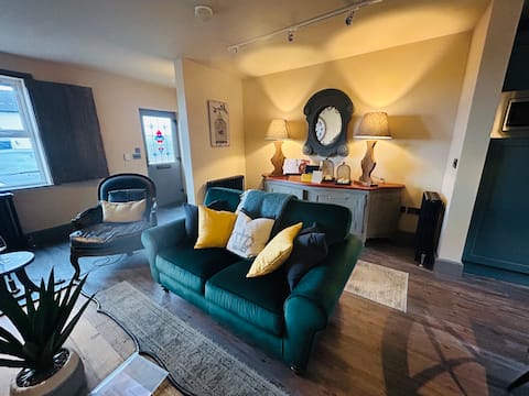Top Airbnb: River Bush Rest ( Sleeps 4) in Bushmills