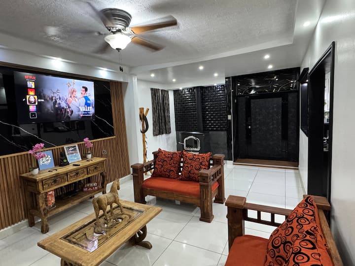 House for 12 people Air Conditioning/Heating