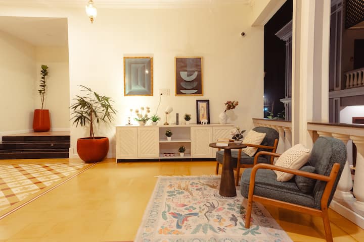 Living room image 6