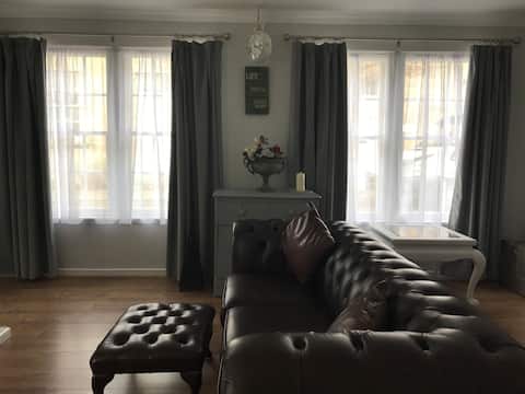 Top performing Airbnb: Rosalind House in Belford