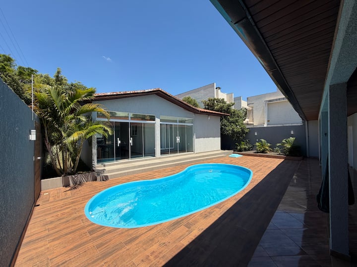 Casa Nova 300m Com Piscina, 5 Ar, Sinuca E Tênis - Foz do Iguaçu