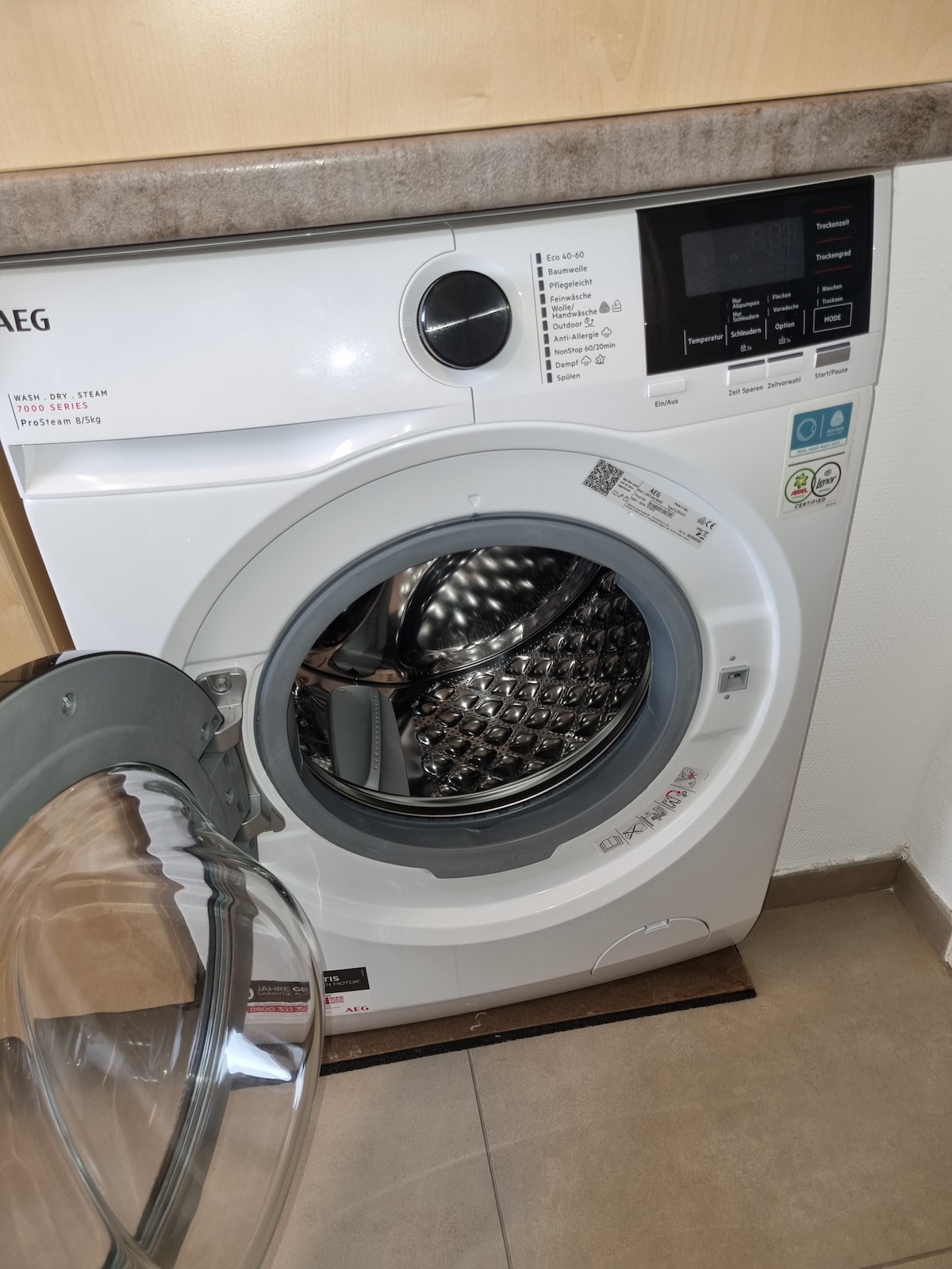 2-room apartment on Wasen/Schoenestrasse with parking