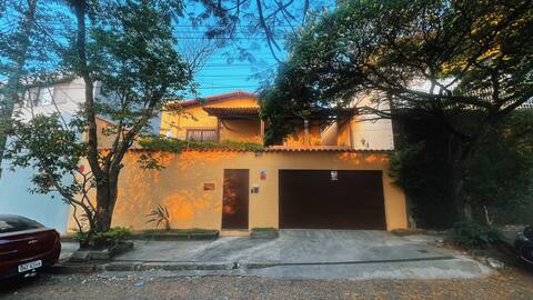 Top performing Airbnb: Casa Mangabeiras BH in Belo Horizonte