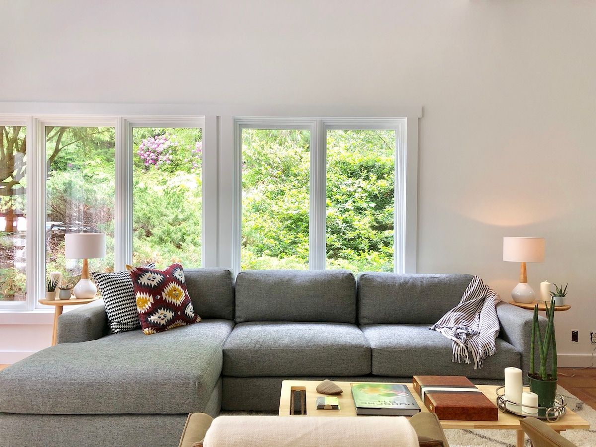 Cedar House — view 4