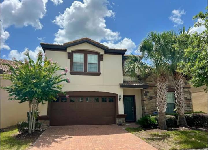 8br Near Disney • Heated Pool • Free Resort - Four Corners, FL