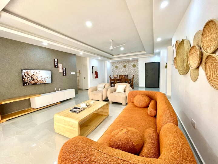 Kaja Stays | Oyster 2br Beachside With Pool & Gym - Mombasa