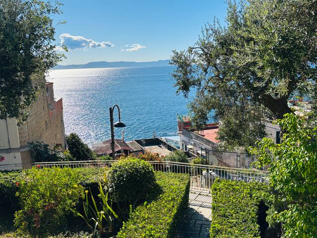 The Sea View House gallery image 3