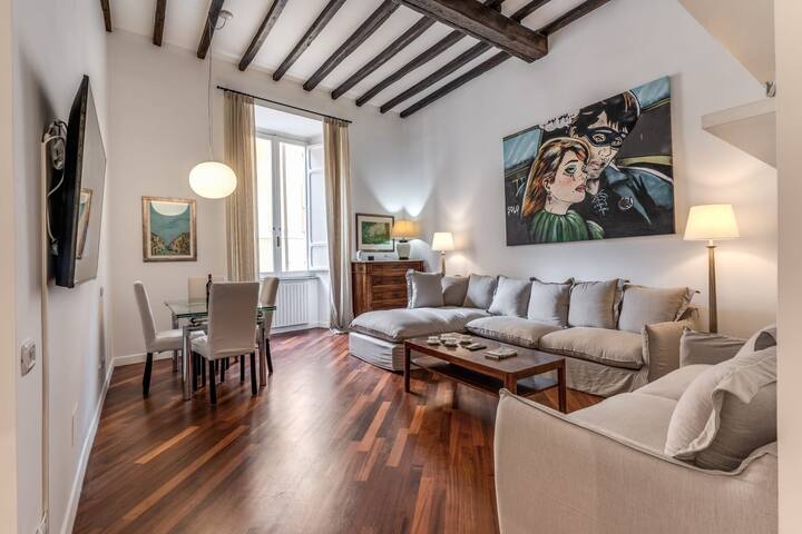 Collegio Romano Luxury Appartament by MEG