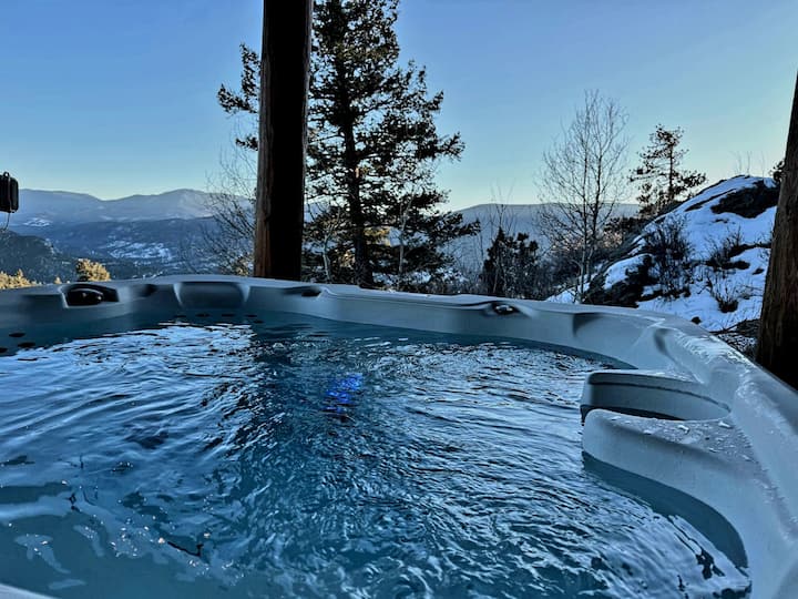 Hot tub, Pickle ball, Views, Dome, Game room - Houses for Rent in