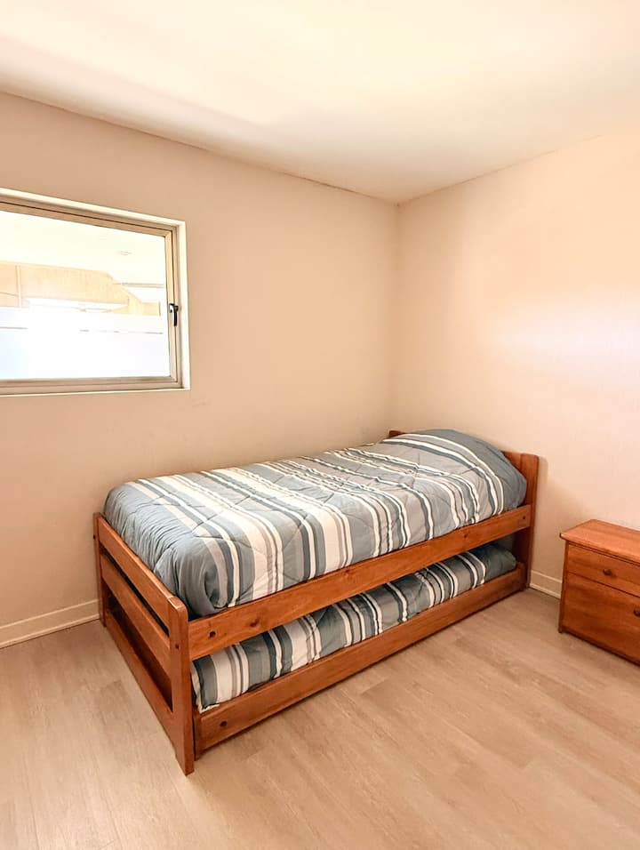 Sehemu ya chumba cha kulala 2