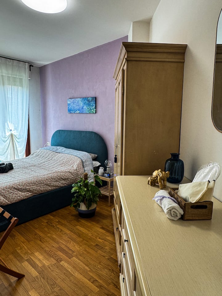 Schlafzimmer 1