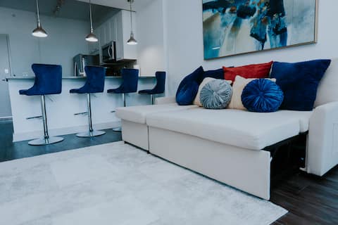 Top performing Airbnb: Atlanta/Buckhead/Condo w/Balcony in North Buckhead