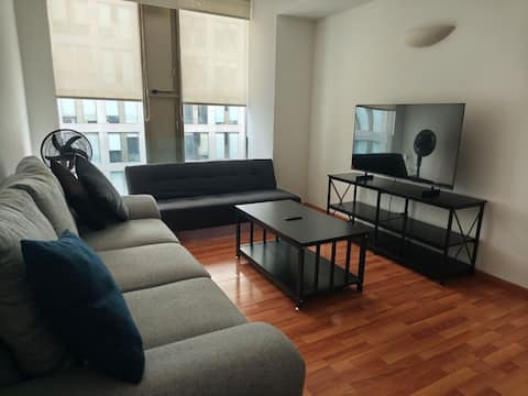 Popular Airbnb listing: Modern Apt - Downtown - Pool&Gym in Centro