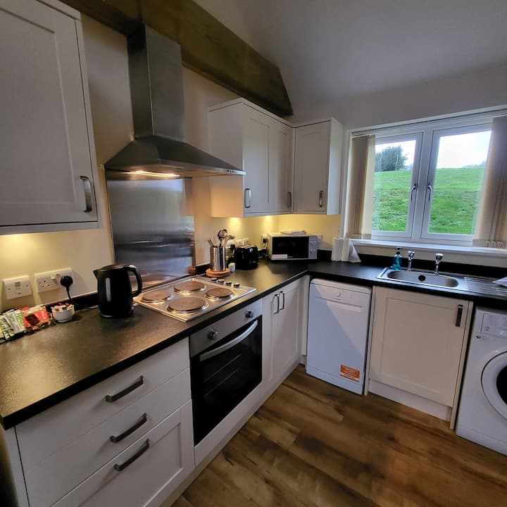 2 Abbey View Cottages, Battle, East Sussex - Bexhill-on-Sea