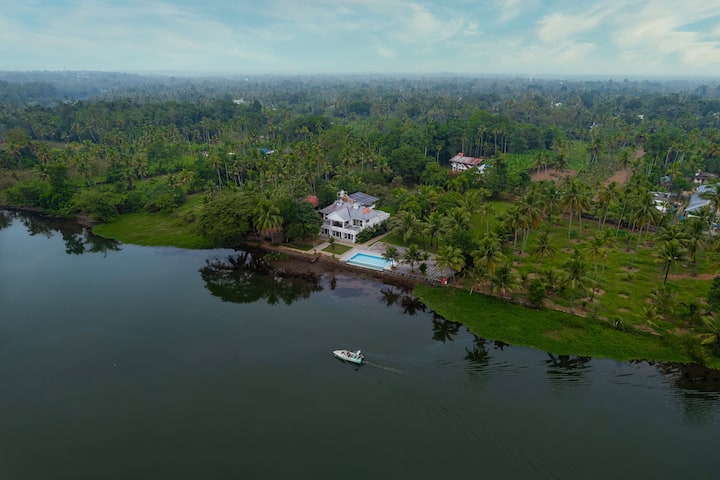 Riveria Portico · Riverside 6bhk home with pool