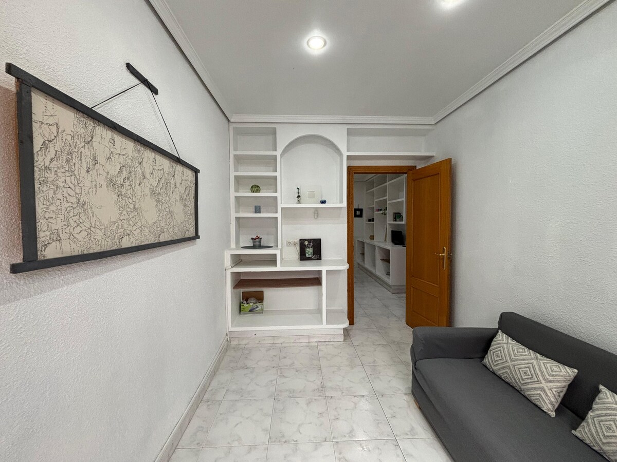Propiedad de Airbnb exitosa: Beautiful apartment near downtown en Rascanya