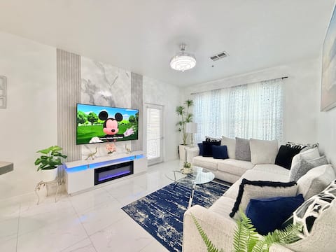 Popular Airbnb listing: Magic Condo at a Resort Near Disney in Four Corners