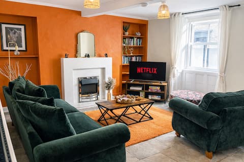 Bourne Cottage • Cosy 3‑Bed Escape in Castleton