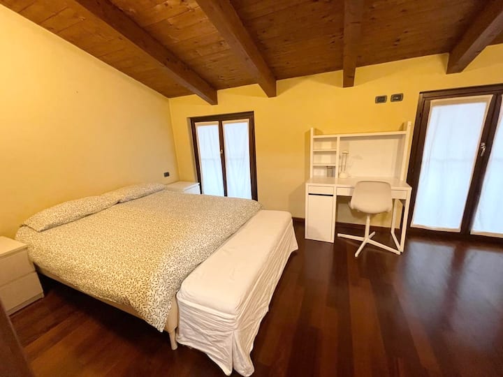 საძინებელი 1