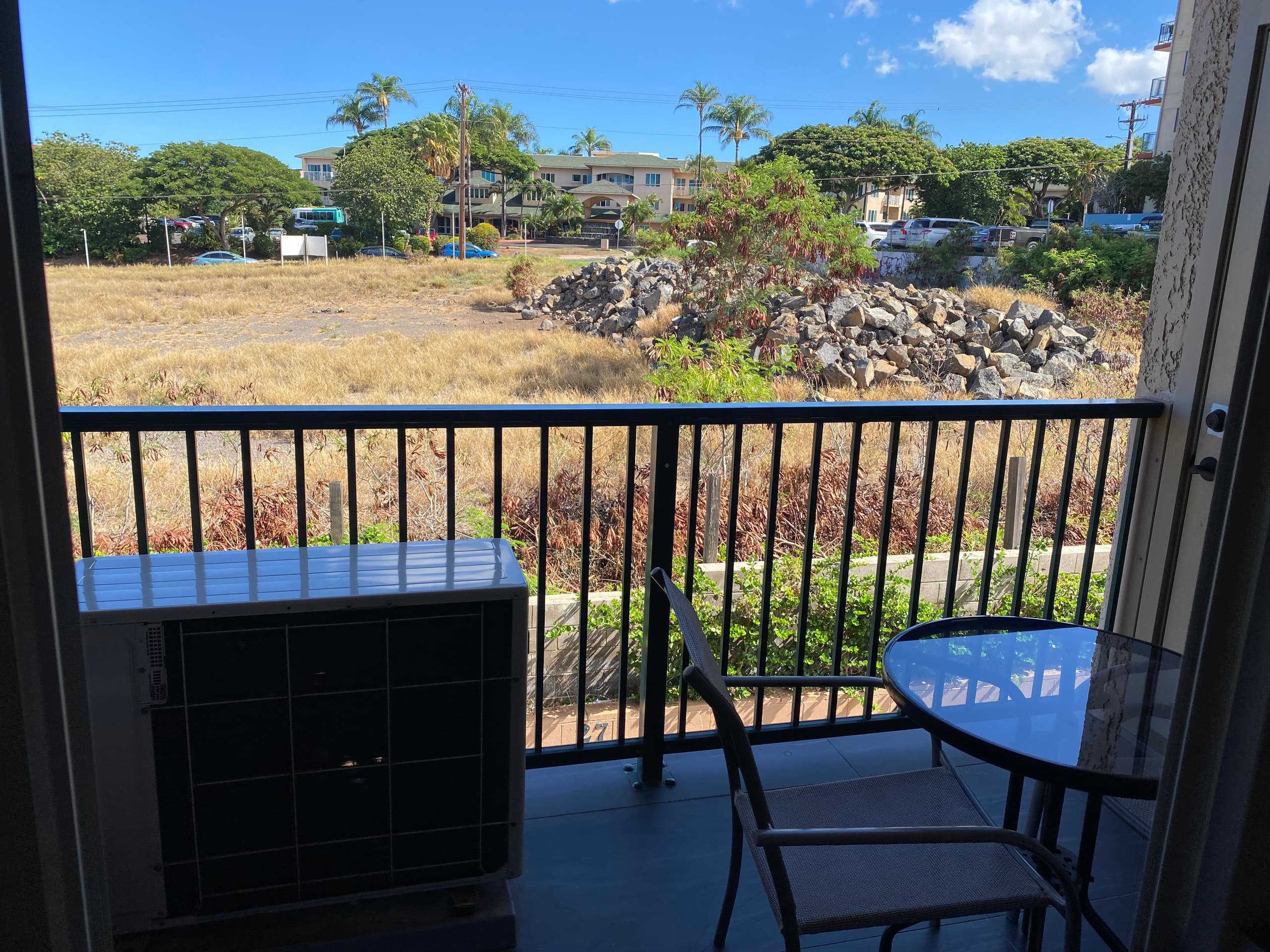 Kalama Terrace Renovated Retreat, AC! - Image 20