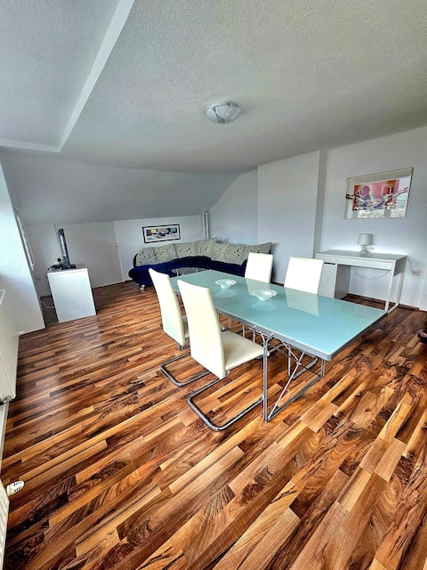 Successful Airbnb property: Charming apartment with panoramic views in Innsbruck in Tirol