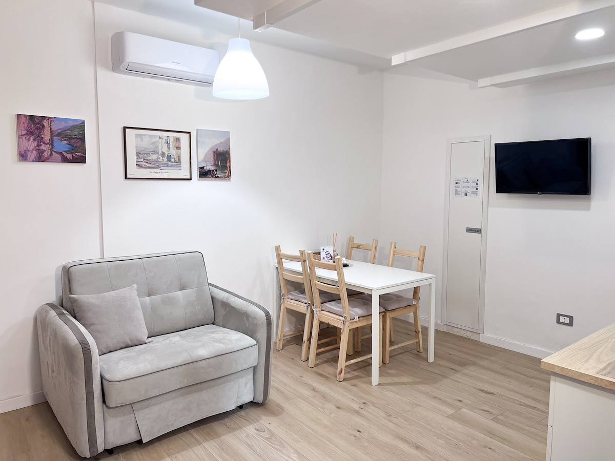 Top Airbnb: Comfortable apartment in Vico Equense