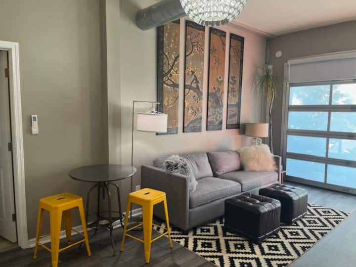 Little Italy Harbor View 1 Br San Diego & Parking - San Diego, CA