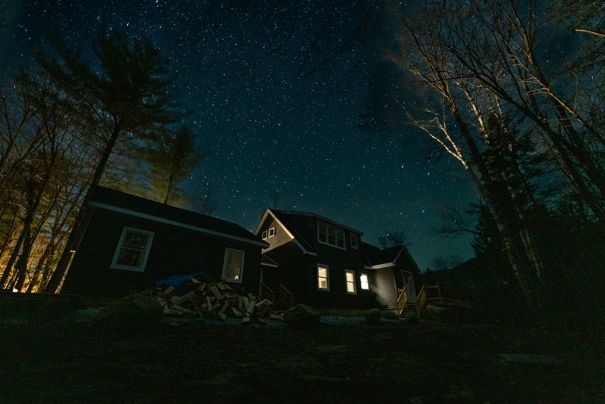 Close to Mountain • Hot Tubs | Saunas | Movie Room photo 3