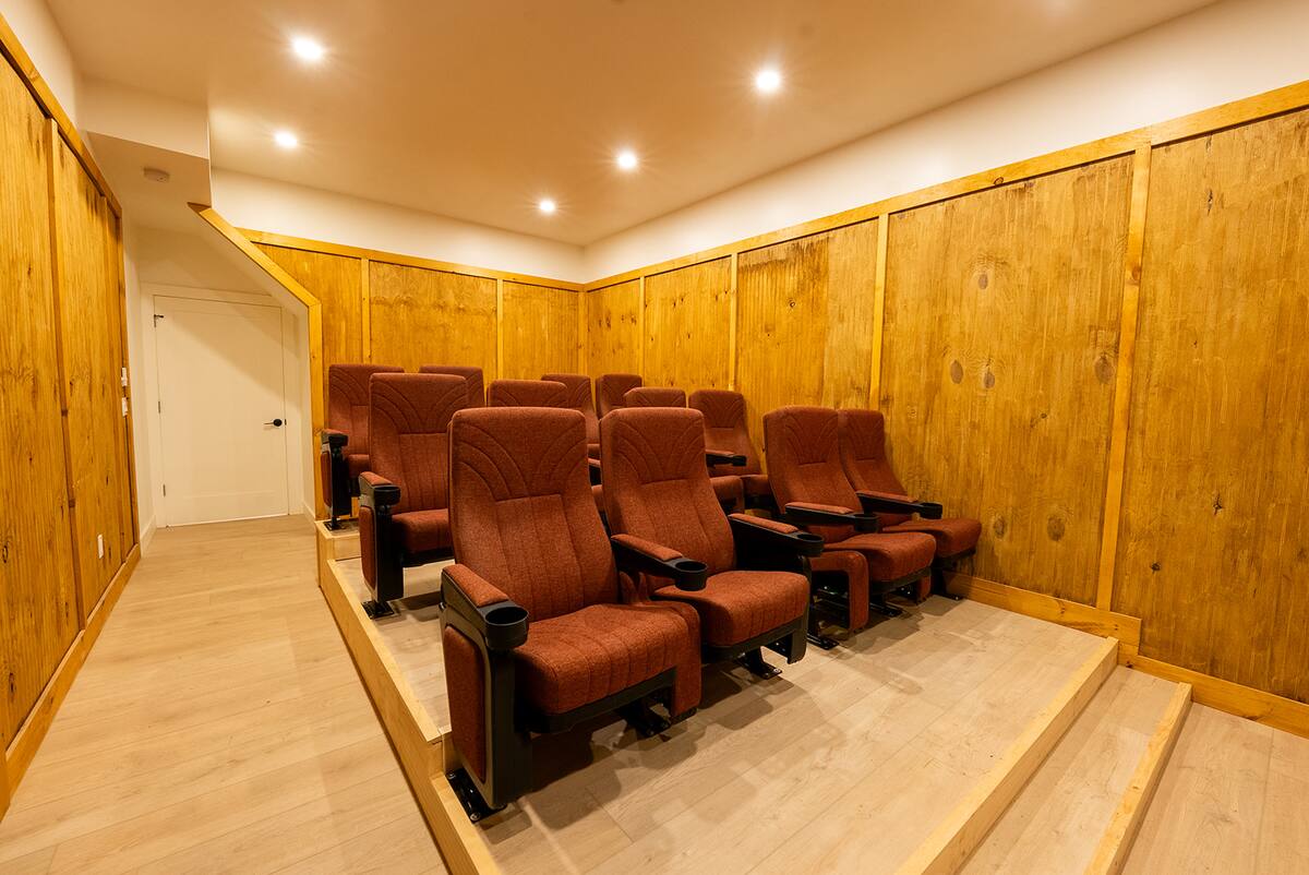 Close to Mountain • Hot Tubs | Saunas | Movie Room photo 8