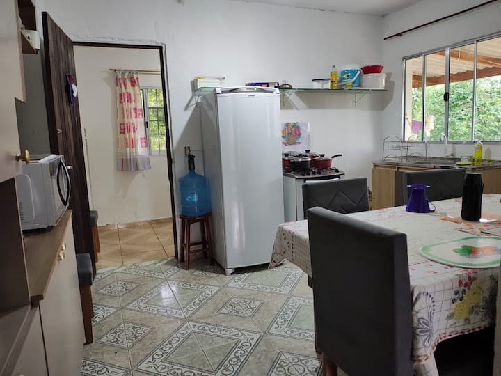 Casa Simples Para Descanso - Suzano