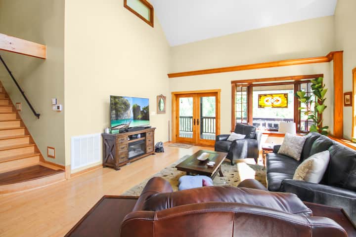 Brigadoon By Phantasia Mountain Homes - Mountain City, TN