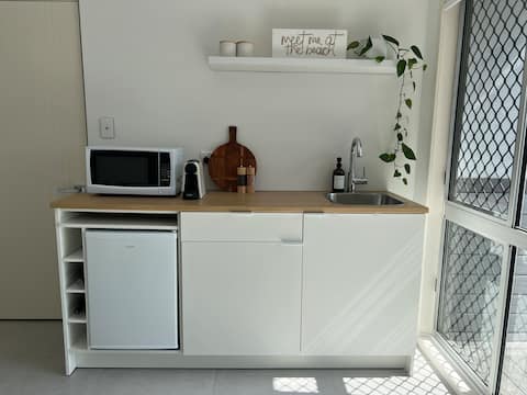 Popular Airbnb listing: Charming Studio Retreat @stayatbrisa in Sunshine Coast Regional