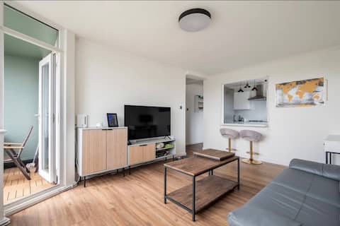 Modern 1 Bed Flat in Chelsea with Lift