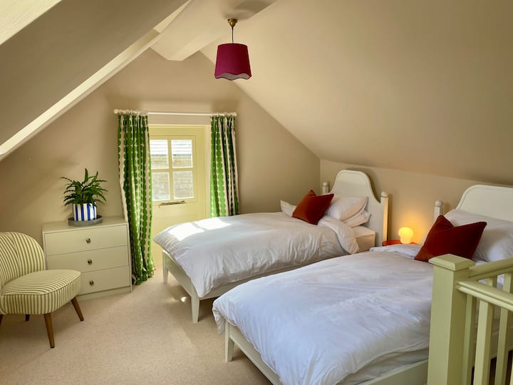 საძინებელი 2