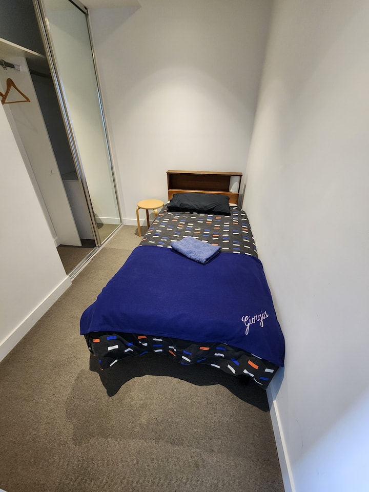 საძინებელი 2