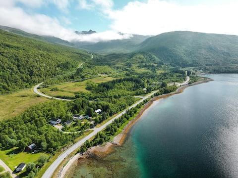 La Casa Senja• Boutique Arctic Villa Fjord View