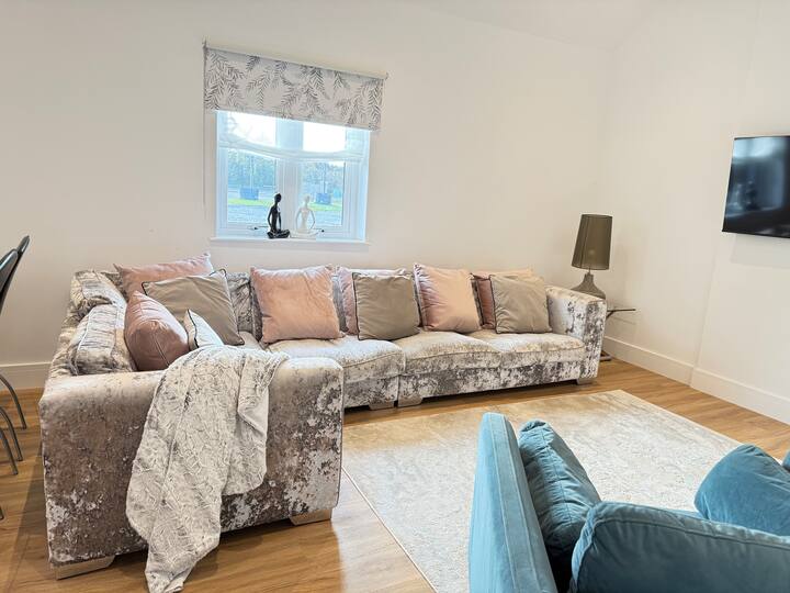 Beautiful 2 Bedroom Barn -Near Stansted Airport- - Essex